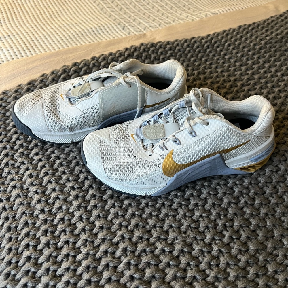 Nike metcon size 8